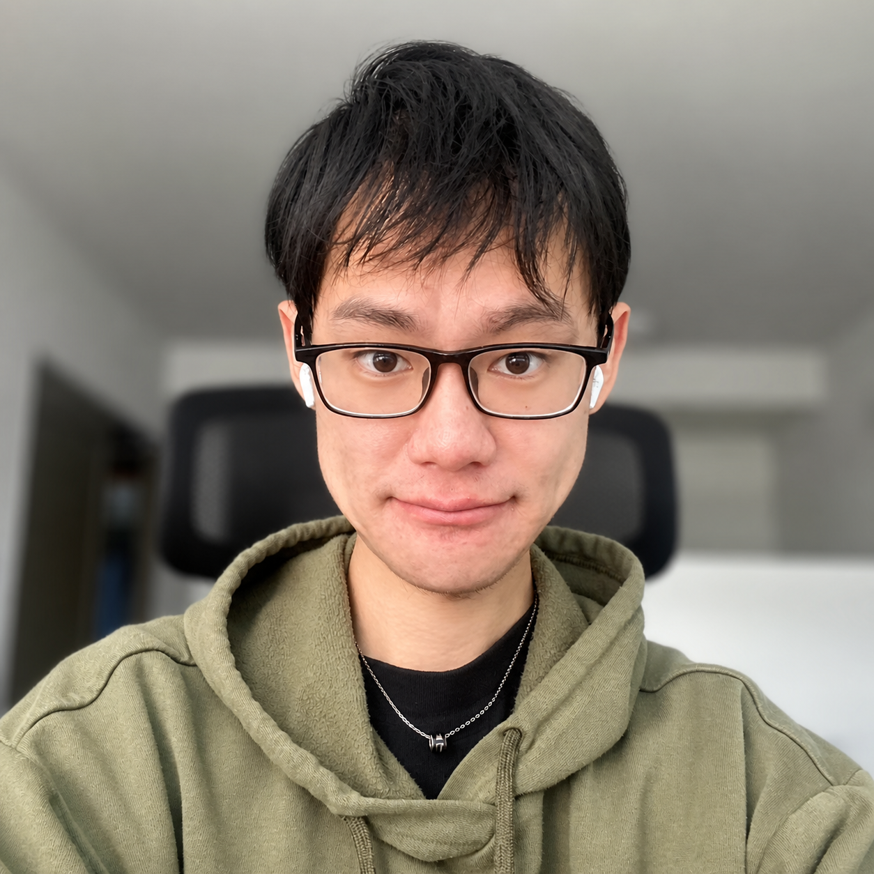 Zu Wang headshot